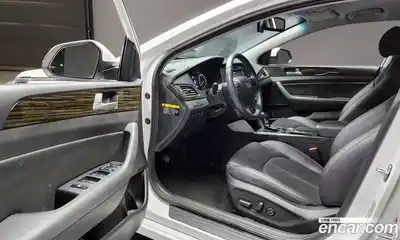 Hyundai Sonata 2017 2.0 Автомат в Москве № 112764, миниатюра 2