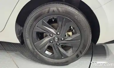 Hyundai Avante, 2023