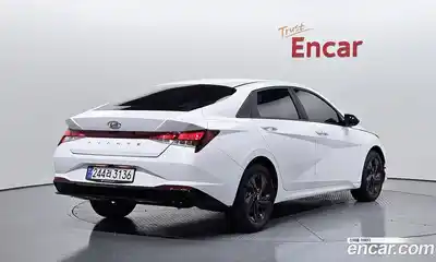 Hyundai Avante 2023 1.6 Автомат в Москве № 114613, миниатюра 11