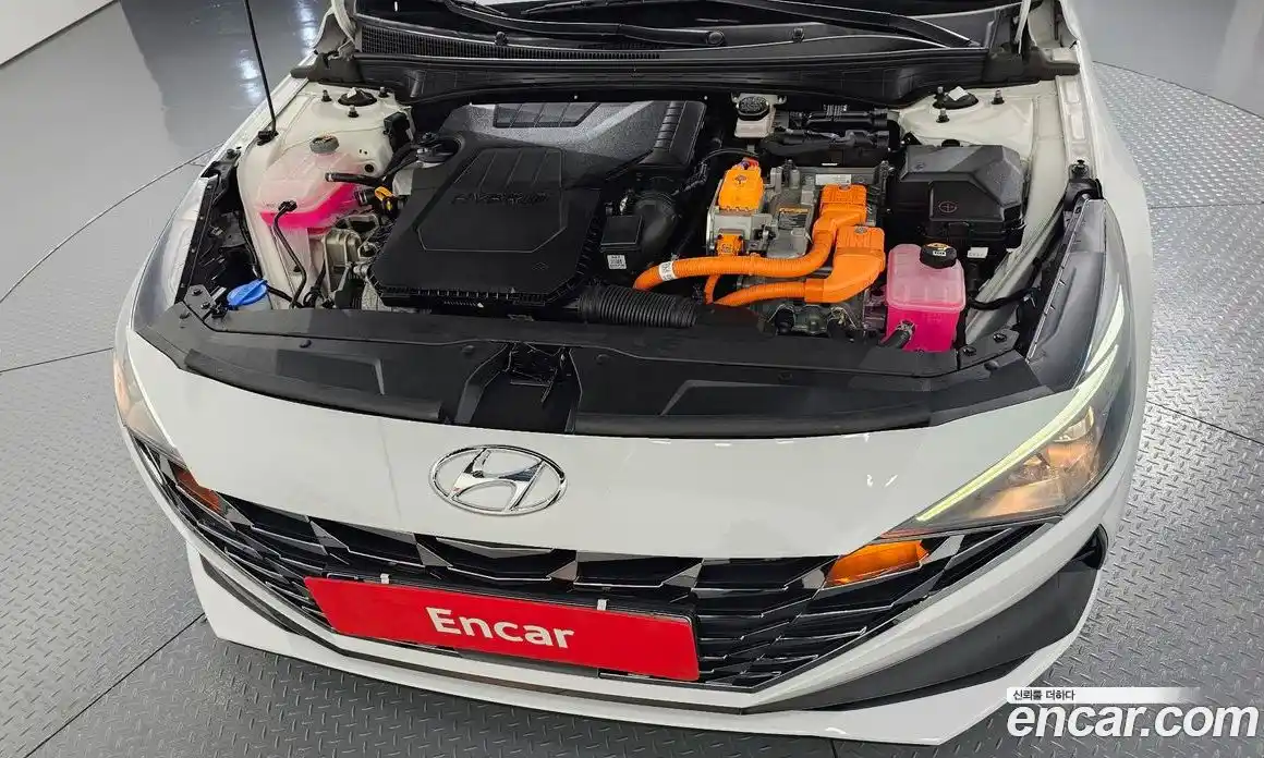 Hyundai Avante 2023 1.6 Автомат в Москве № 114613, фото 19