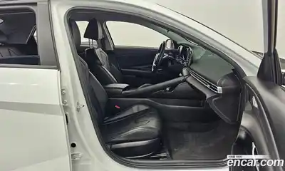 Hyundai Avante 2023 1.6 Автомат в Москве № 114613, миниатюра 9