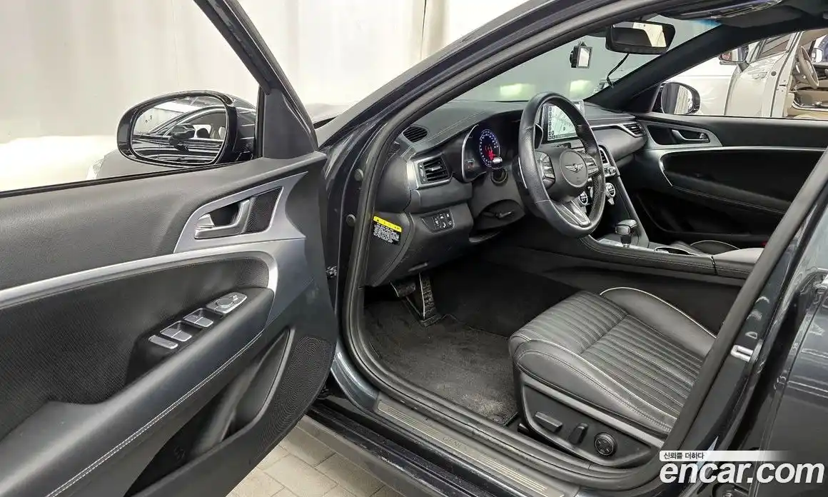 Genesis G70 2019 3.3 Автомат в Москве № 118774, фото 14