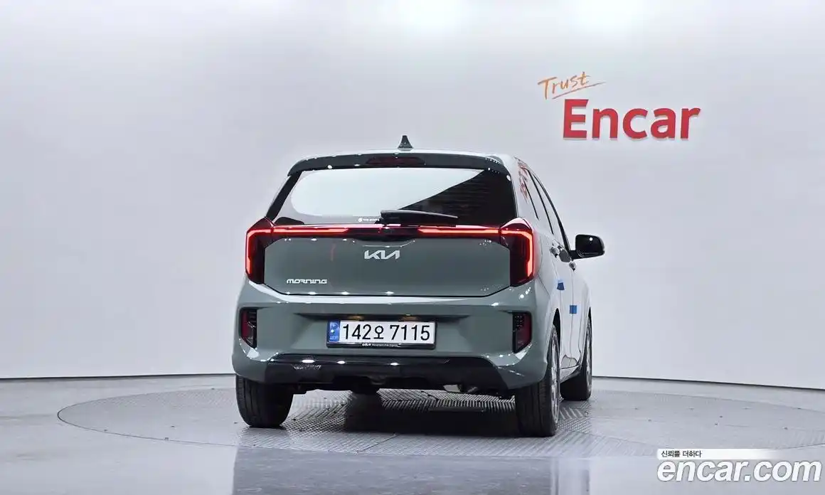 Kia Morning 2024 1.0 Автомат в Москве № 119283, фото 4