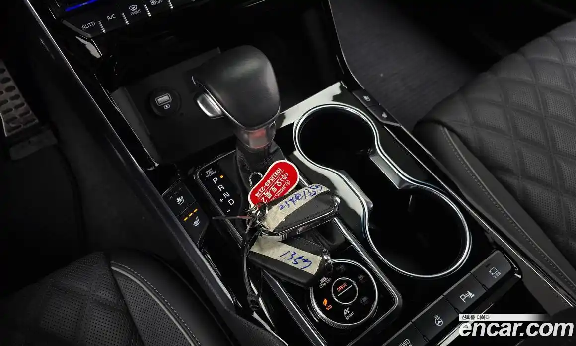 Kia Mohave 2024 3.0 Автомат в Москве № 120452, фото 12