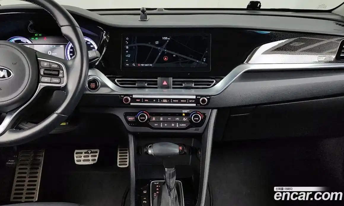 Kia Niro 2020 1.6 Автомат в Москве № 121108, фото 14