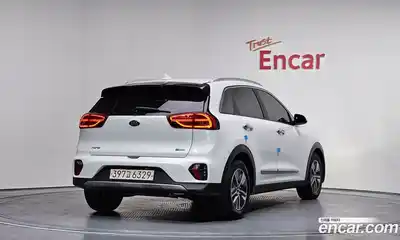 Kia Niro 2020 1.6 Автомат в Москве № 121108, миниатюра 10