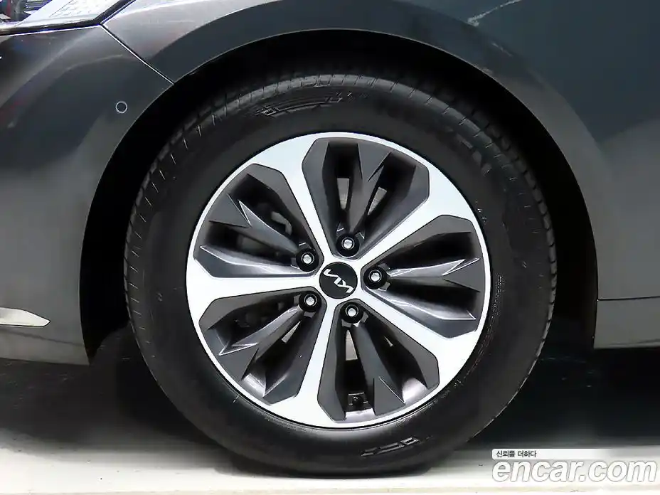 Kia K8 2022 1.6 Автомат в Москве № 121722, фото 20