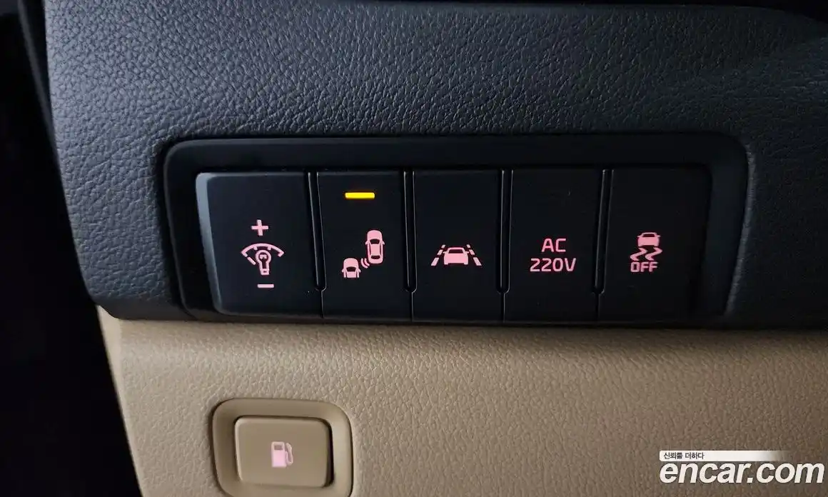 Kia Canival 2019 2.2 Автомат в Москве № 121937, фото 11