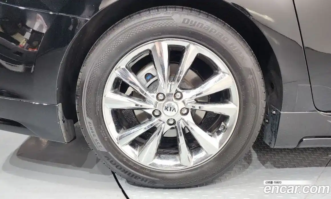 Kia Canival 2019 2.2 Автомат в Москве № 121937, фото 17