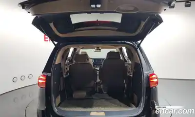 Kia Canival 2019 2.2 Автомат в Москве № 121937, миниатюра 9