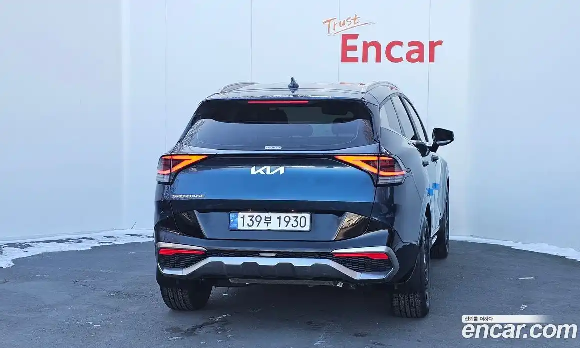 Kia Sportage 2023 1.6 Автомат в Москве № 122346, фото 16