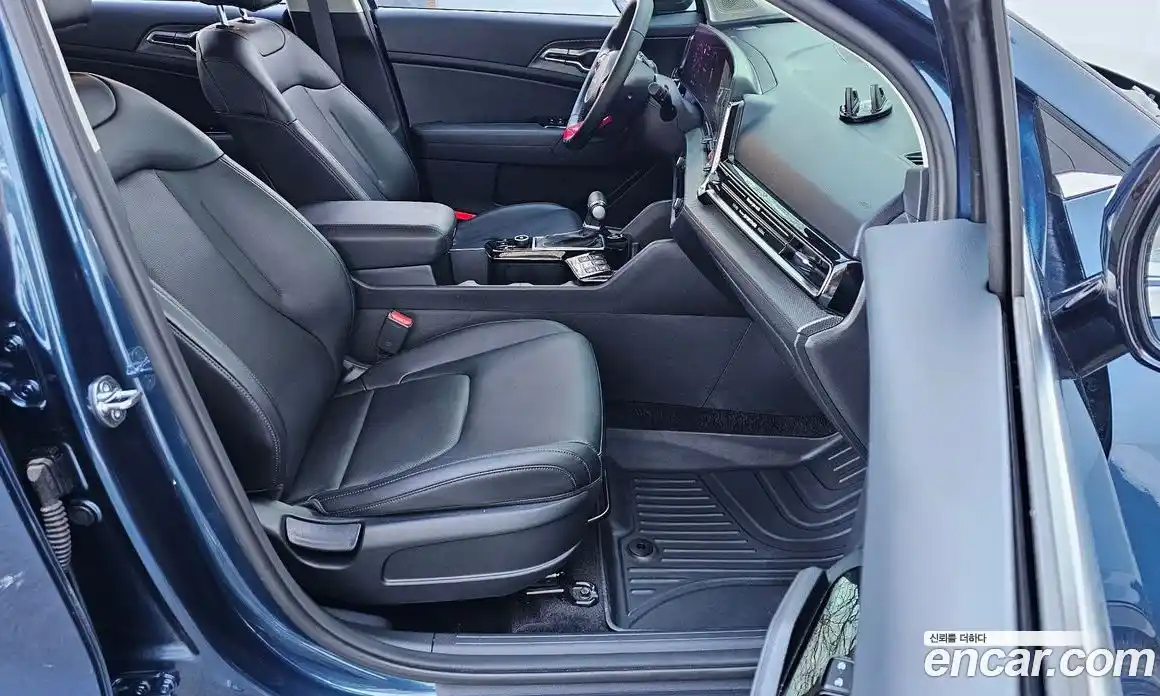 Kia Sportage 2023 1.6 Автомат в Москве № 122346, фото 6