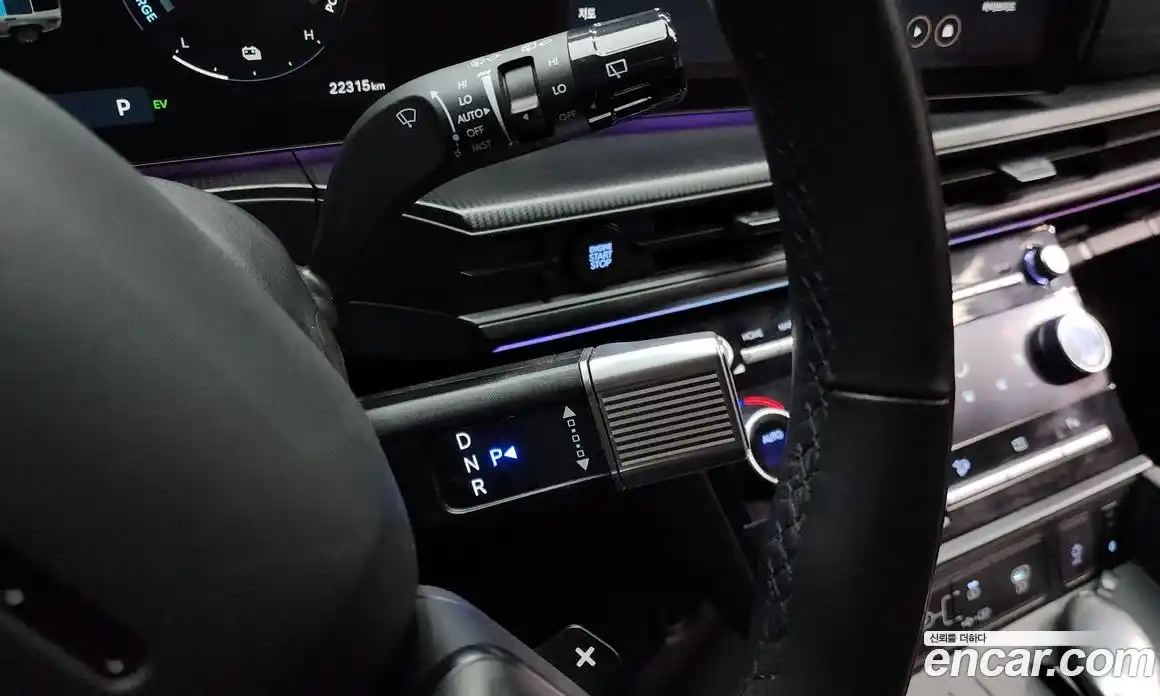 Hyundai Santa Fe 2024 1.6 Автомат в Москве № 124783, фото 3