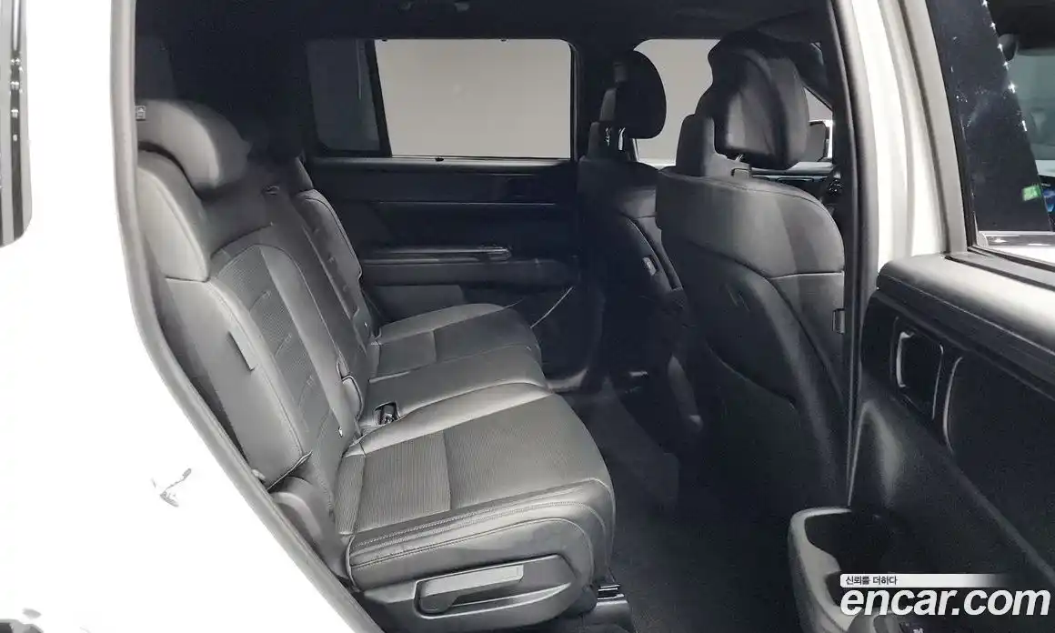 Hyundai Santa Fe 2024 1.6 Автомат в Москве № 124783, фото 5