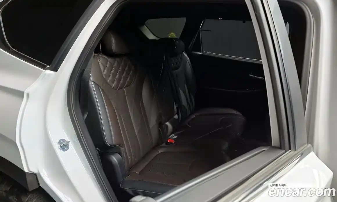 Hyundai Santa Fe 2023 1.6 Автомат в Москве № 126342, фото 12