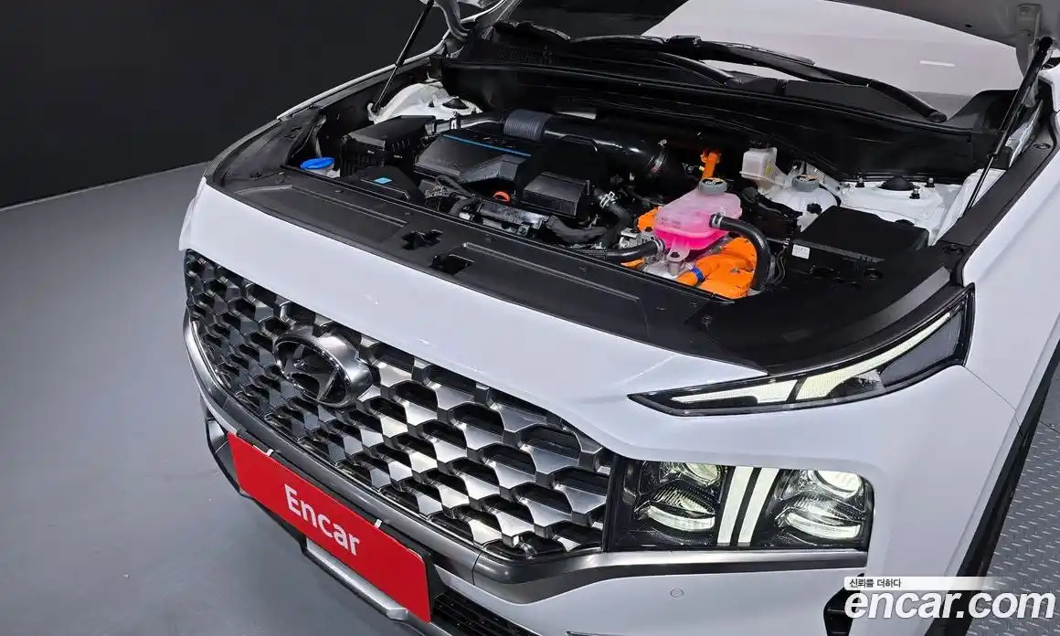 Hyundai Santa Fe 2023 1.6 Автомат в Москве № 126342, фото 10