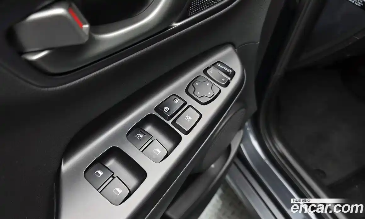 Hyundai Kona 2019 0.2 Автомат в Москве № 126486, фото 19