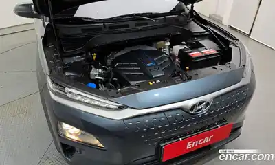 Hyundai Kona 2019 0.2 Автомат в Москве № 126486, миниатюра 3