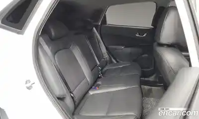 Hyundai Kona 2023 1.6 Автомат в Москве № 126748, миниатюра 3