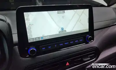 Hyundai Kona 2023 1.6 Автомат в Москве № 126748, миниатюра 5