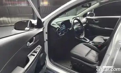 Hyundai Kona 2023 1.6 Автомат в Москве № 126748, миниатюра 9