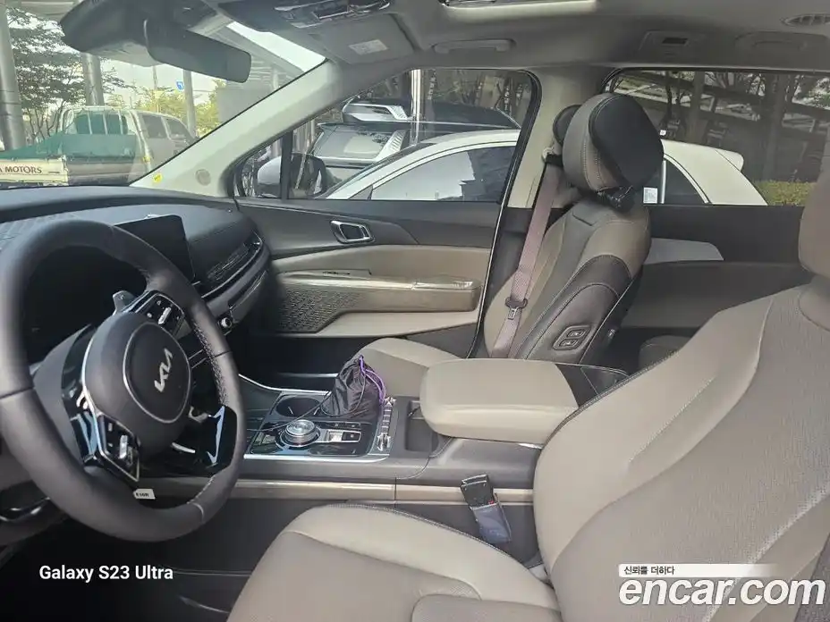 Kia Canival 2025 3.5 Автомат в Москве № 127837, фото 15