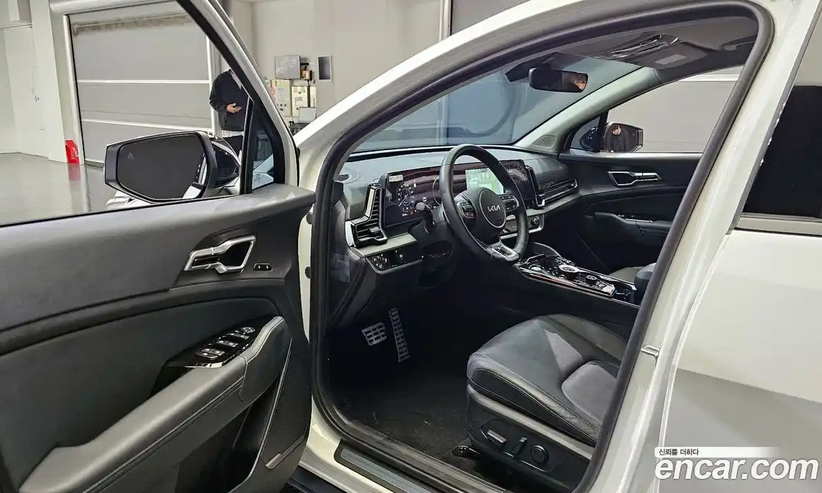 Kia Sportage 2023 1.6 Автомат в Москве № 128265, фото 19