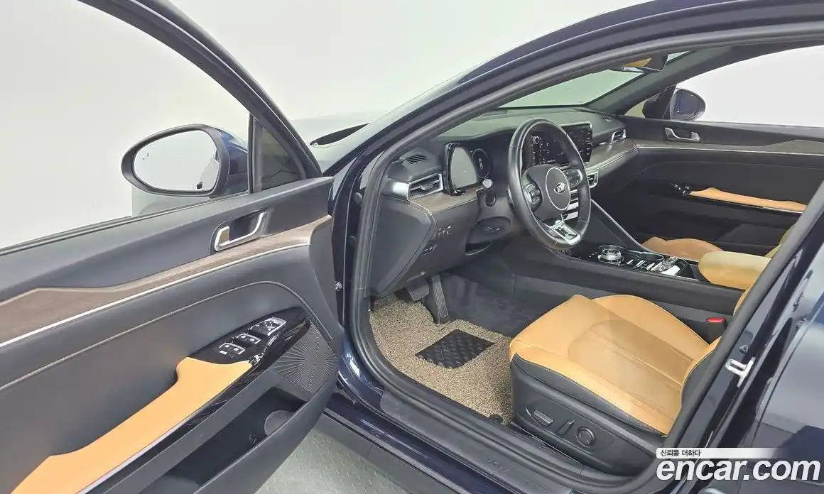 Kia K5 2020 2.0 Автомат в Москве № 128773, фото 16