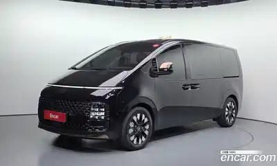 Hyundai Staria, 2025