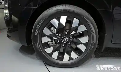 Hyundai Staria 2025 2.2 Автомат в Москве № 129790, миниатюра 5