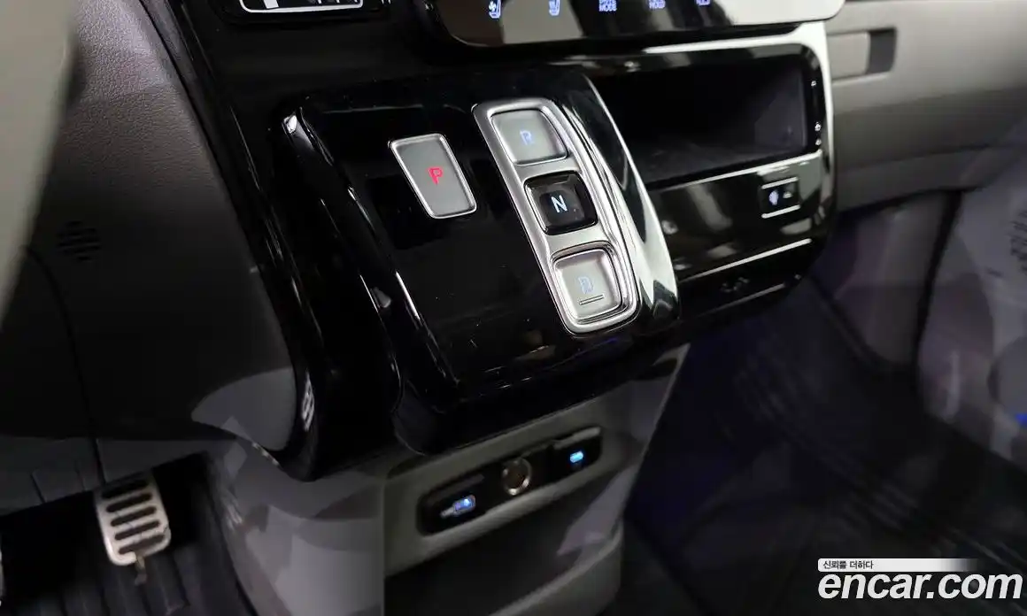 Hyundai Staria 2025 2.2 Автомат в Москве № 129790, фото 9