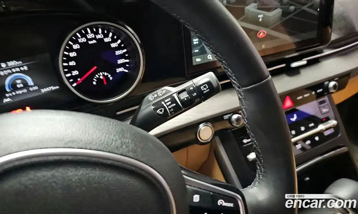 Kia Canival 2023 3.5 Автомат в Москве № 132943, фото 12