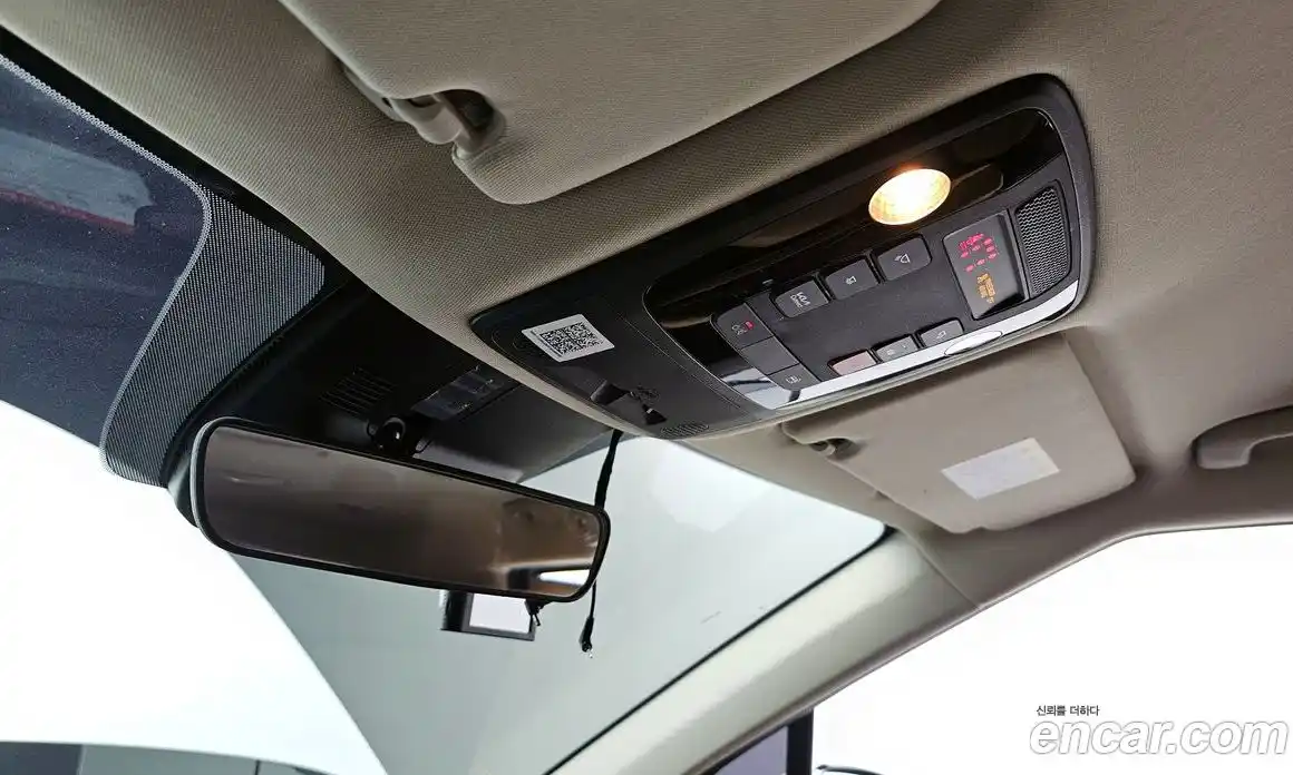 Kia Canival 2023 3.5 Автомат в Москве № 132943, фото 4