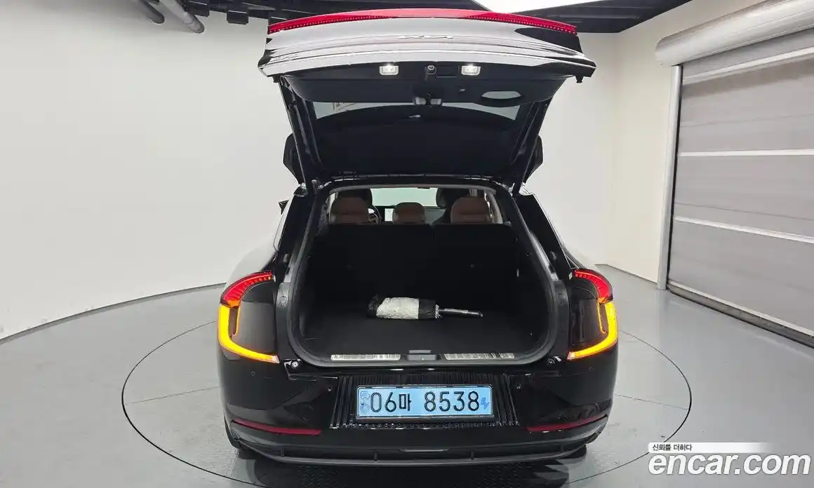 Kia EV6 2023 0.1 Автомат в Москве № 133427, фото 20