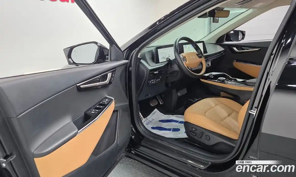 Kia EV6 2023 0.1 Автомат в Москве № 133427, фото 10