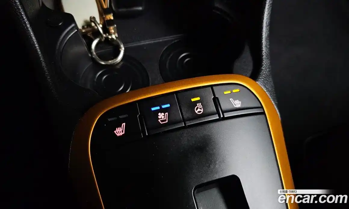 Kia Morning 2023 1.0 Автомат в Москве № 133499, фото 17