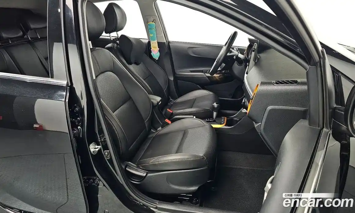 Kia Morning 2023 1.0 Автомат в Москве № 133499, фото 3