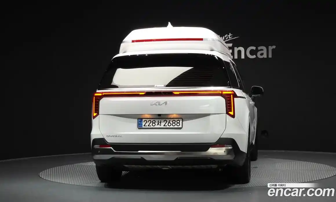 Kia Canival 2024 3.5 Автомат в Москве № 134268, фото 20