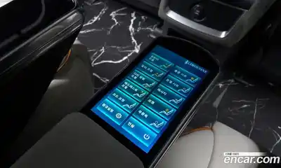 Kia Canival 2024 3.5 Автомат в Москве № 134268, миниатюра 4