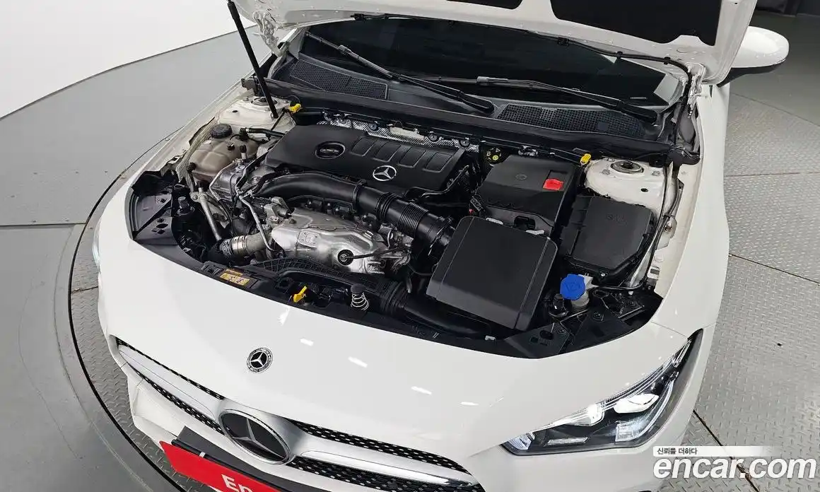 Mercedes-Benz CLA-Class 2022 2.0 Автомат в Москве № 138098, фото 14