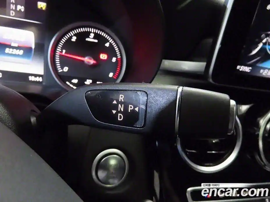 Mercedes-Benz C-Class 2018 1.6 Автомат в Москве № 143805, фото 13