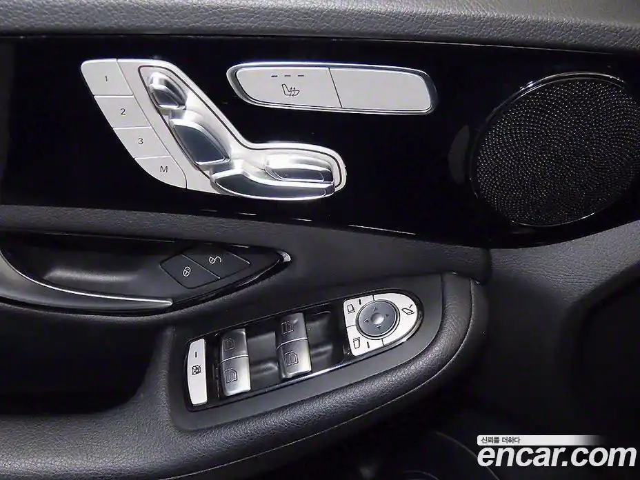 Mercedes-Benz C-Class 2018 1.6 Автомат в Москве № 143805, фото 14