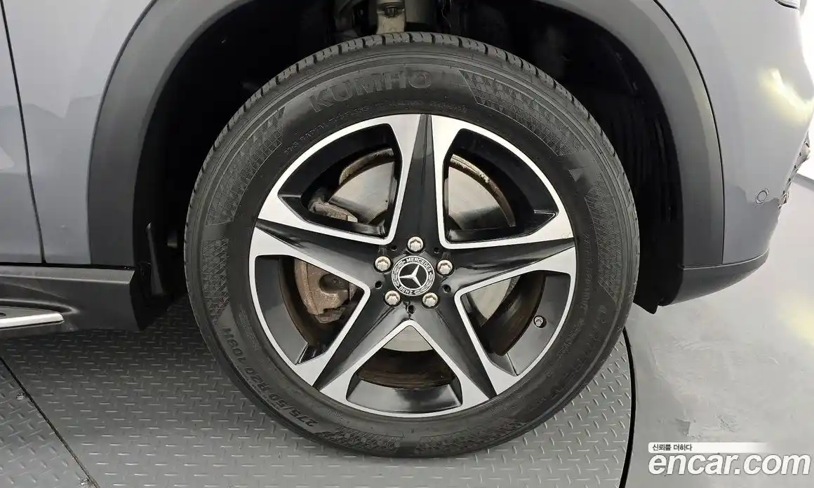 Mercedes-Benz GLE-Class 2022 2.0 Автомат в Москве № 143815, фото 3