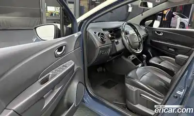 Renault QM3 2019 1.5 Автомат в Москве № 147704, миниатюра 2