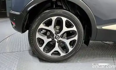 Renault QM3 2019 1.5 Автомат в Москве № 147704, миниатюра 4