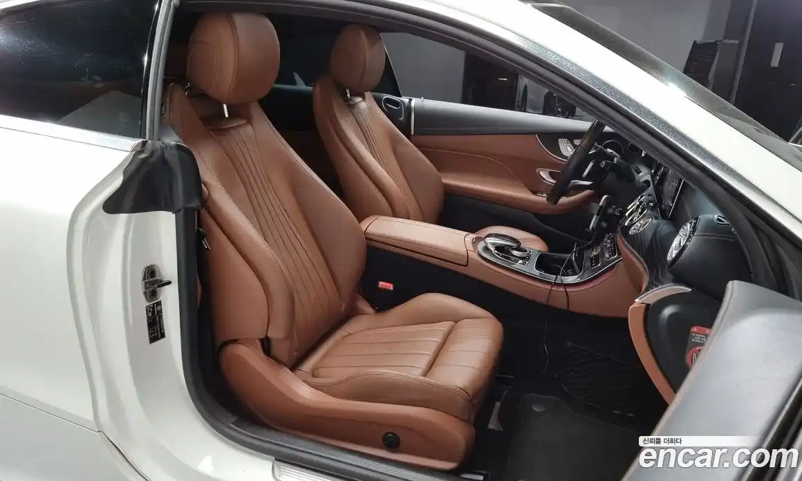 Mercedes-Benz E-Class 2018 1.9 Автомат в Москве № 147738, фото 13