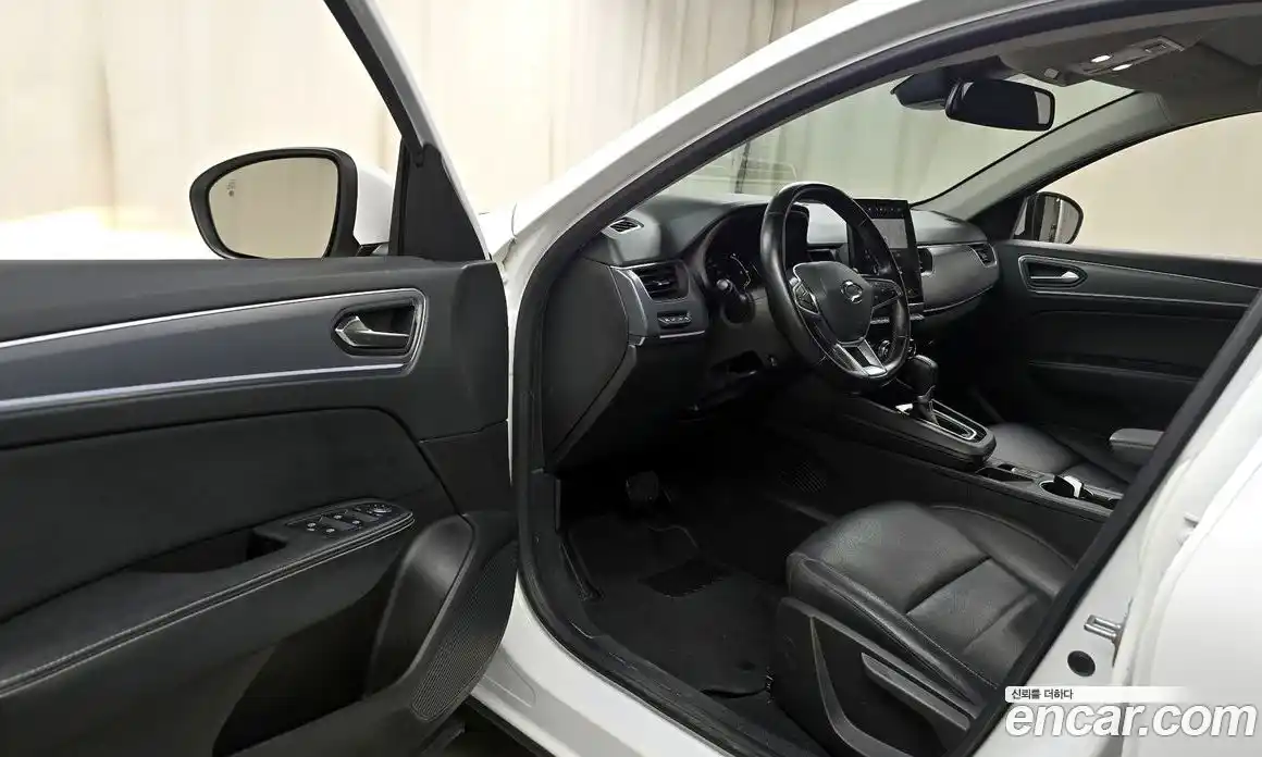 Renault XM3 2023 1.6 Автомат в Москве № 147804, фото 11