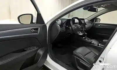 Renault XM3 2023 1.6 Автомат в Москве № 147804, миниатюра 11