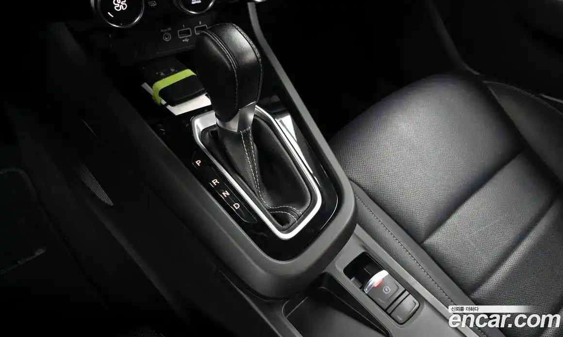 Renault XM3 2023 1.6 Автомат в Москве № 147804, фото 16