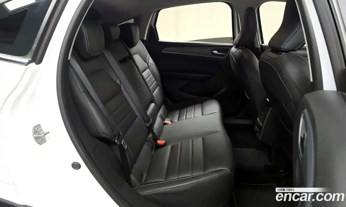 Renault XM3 2023 1.6 Автомат в Москве № 147804, фото 9